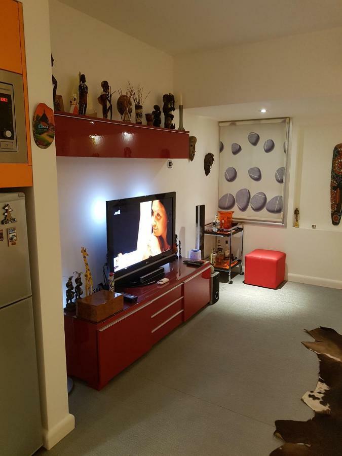 Sylvias Art Studio Apt Ajía Nápa Eksteriør bilde